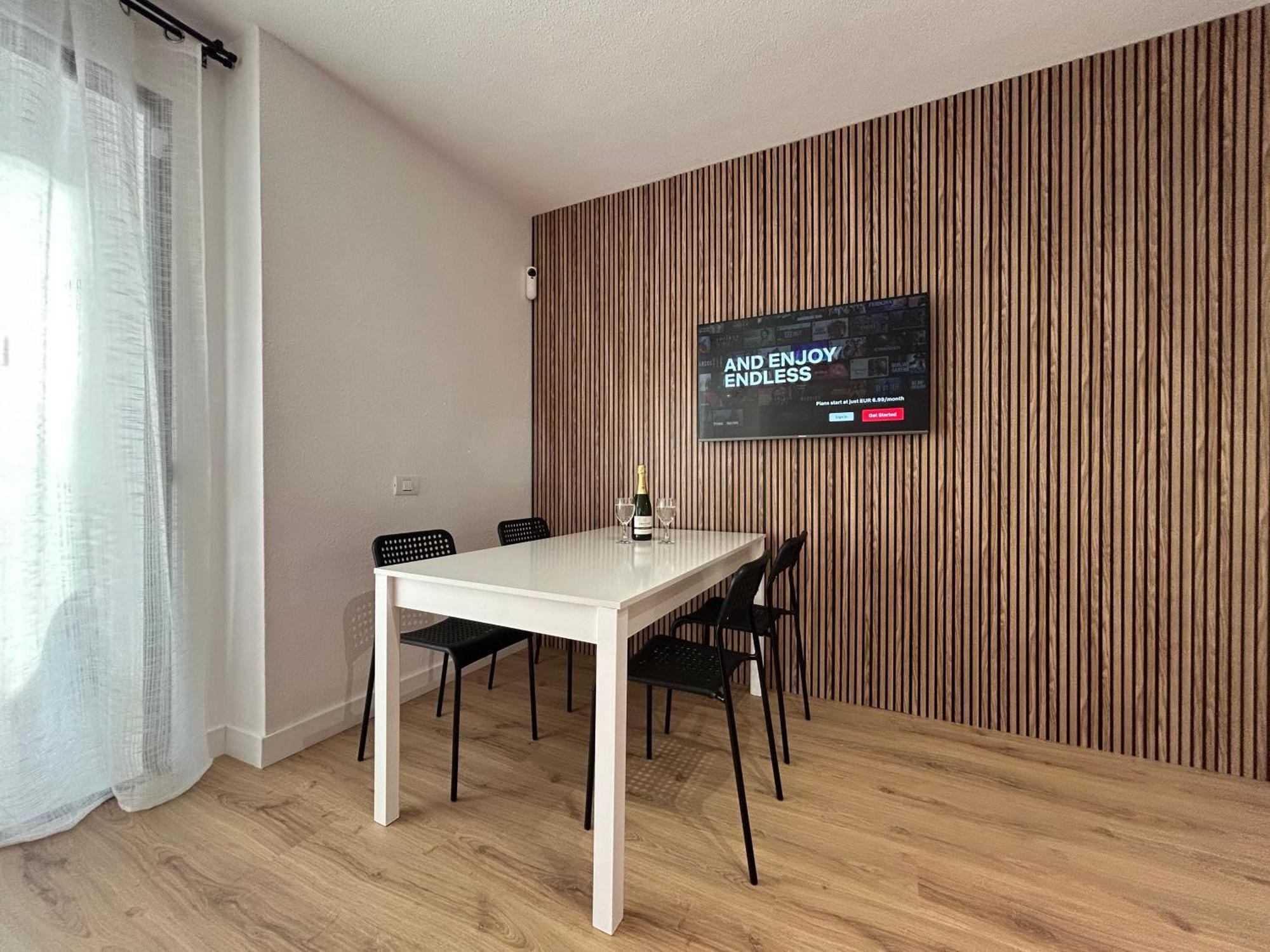 Modern Apartment, Heated Pool & 2 Terraces Los Cristianos  Exterior photo
